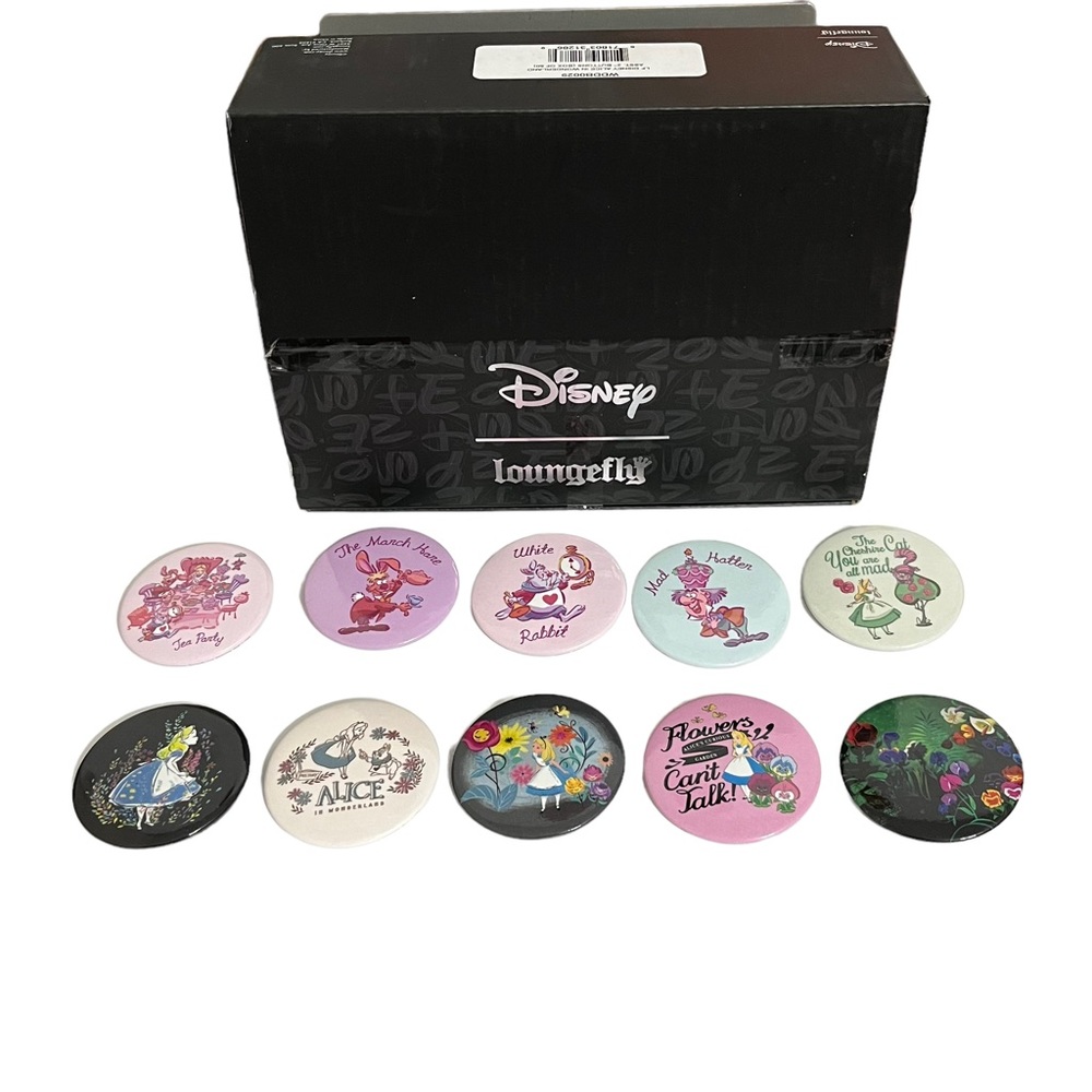 Loungefly Disney Alice in Wonderland Button Set